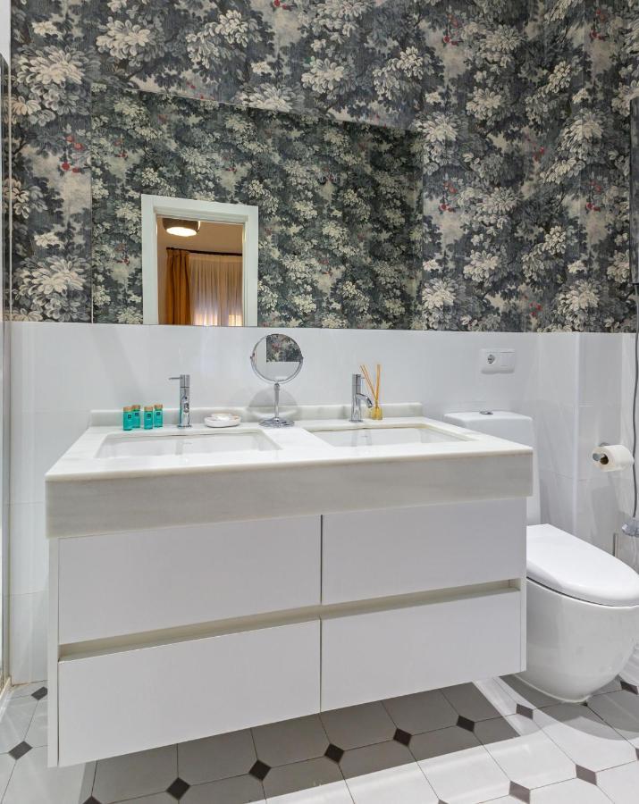 Ohliving Cathedral Apartment Sevilla Bagian luar foto